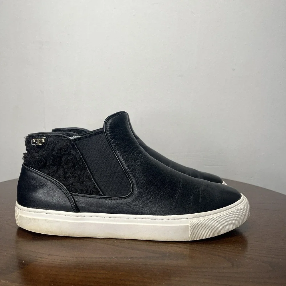 Tory Burch Rosette Boots Women's 8.5M Black Leather Chelsea Sneakers‎ Booties